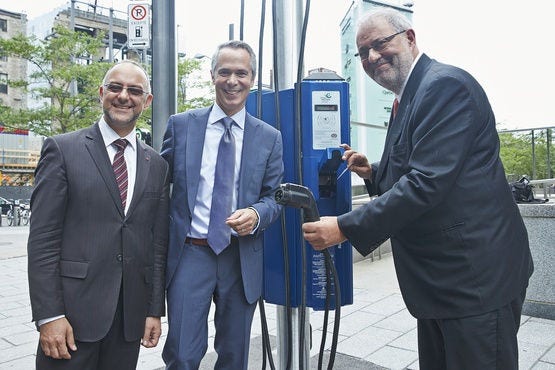 The city of Montréal and the Electric Circuit make it easier to charge electric cars downtown