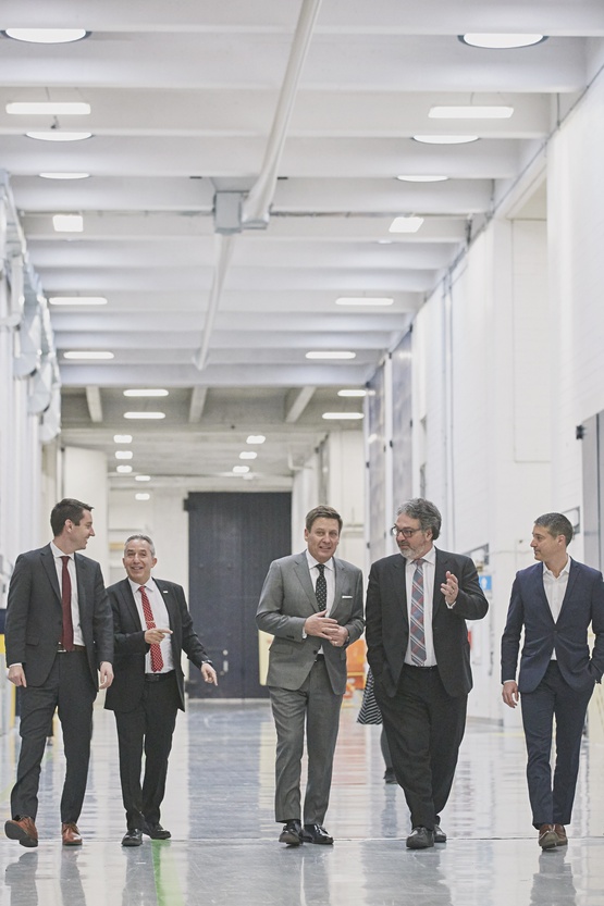 The description of this image is not available