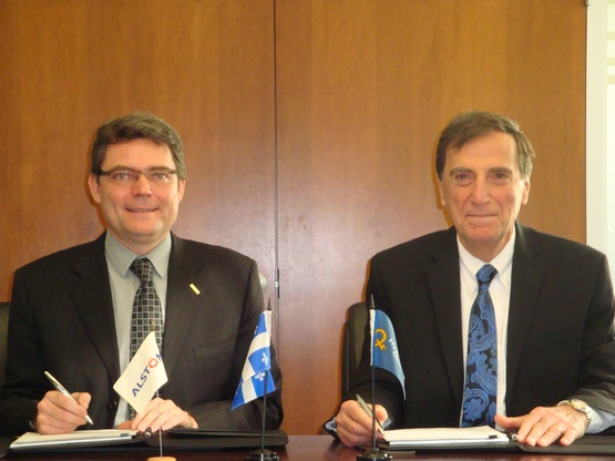 Photo during the signature of partnership between Alstom and IREQ