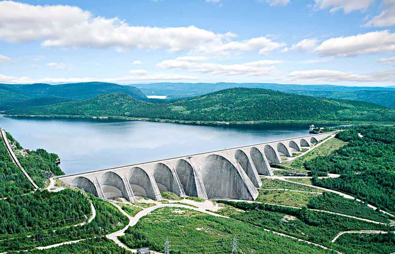 Daniel-Johnson dam (Manic-5) in the Côte-Nord region